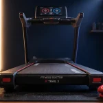 Tapis de course fitness doctor en intérieur, vue avant avec console